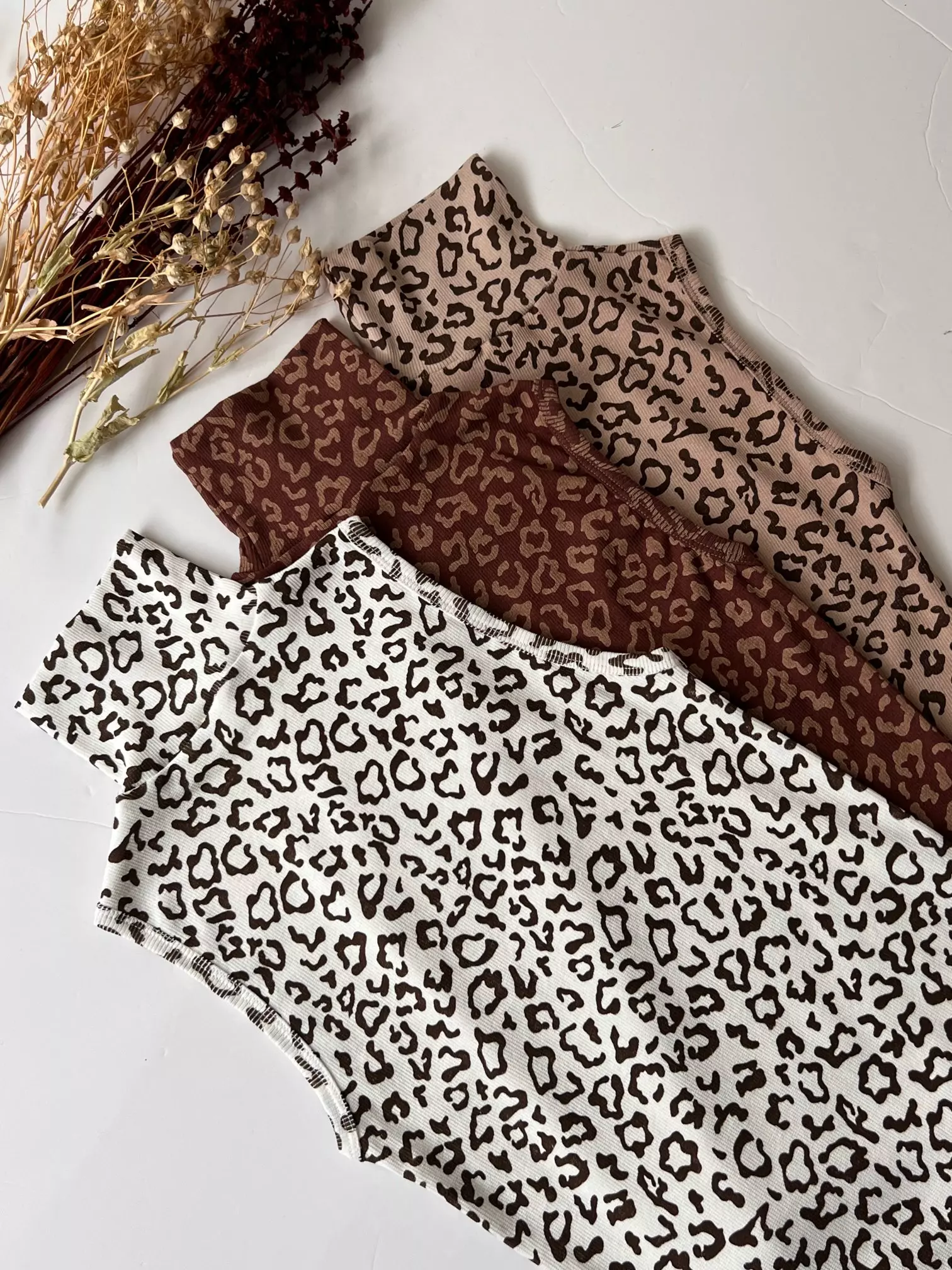 تاپ یقه اسکی پلنگی *